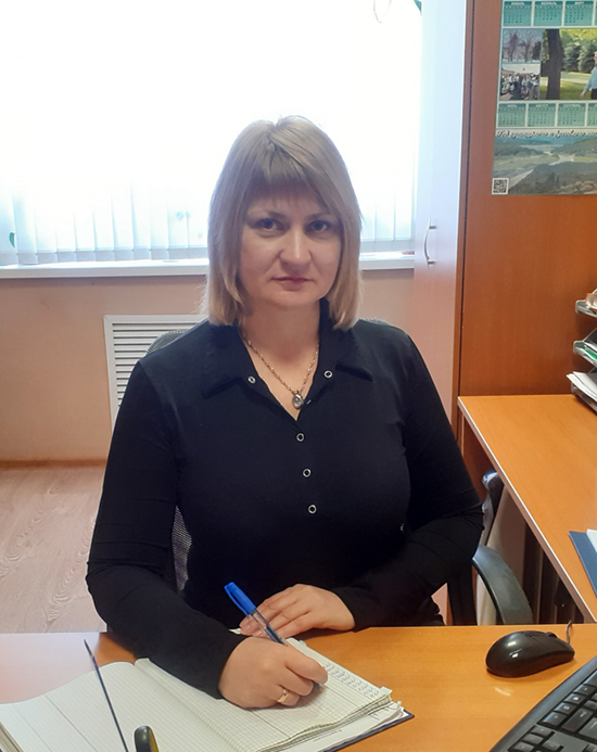 УТКИНА Анна Янисовна